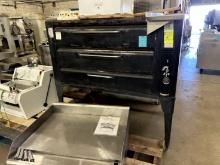 Unmarked 3 Deck Pizza Oven