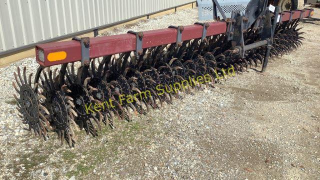 M & W 1815 ROTARY HOE 15'