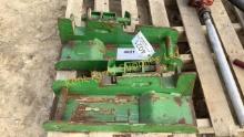 JOHN DEERE COUPLERS