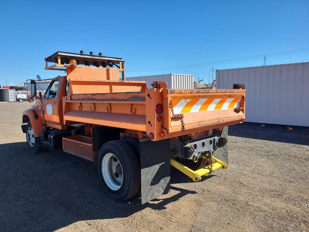 1995 Ford F800 S/A Dump Truck