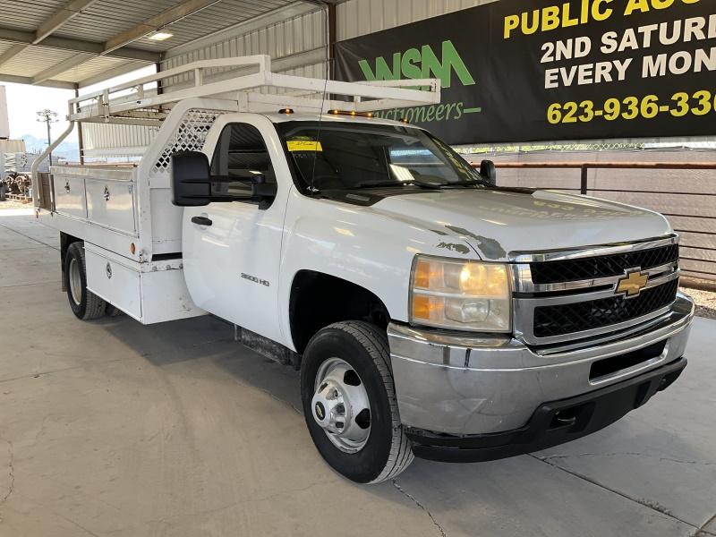 2012 Chevrolet Silverado 3500HD U/T