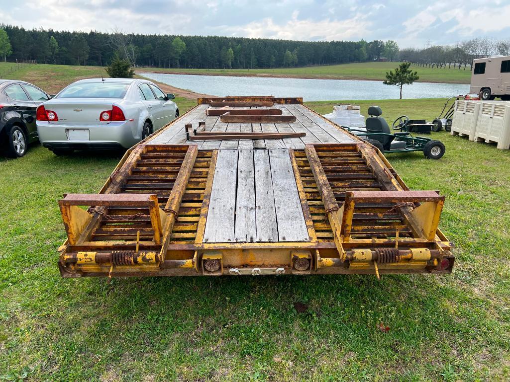 1990 HUDSON TRI-AXLE 28' FLATBED TRAILER **NO