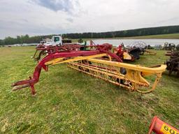 NEW HOLLAND 256 HAY RAKE