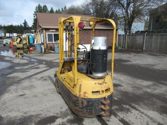 HYSTER H25E FORKLIFT