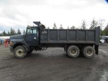 1992 FORD AEROMAX L-9000 TANDEM AXLE DUMP TRUCK