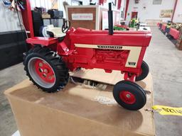 International 1466 Toy Tractor