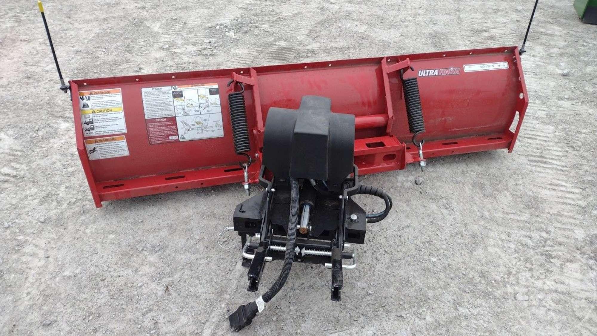 WESTERN PLOW IMPACT 72" HYDRO SN: 21111520750574872