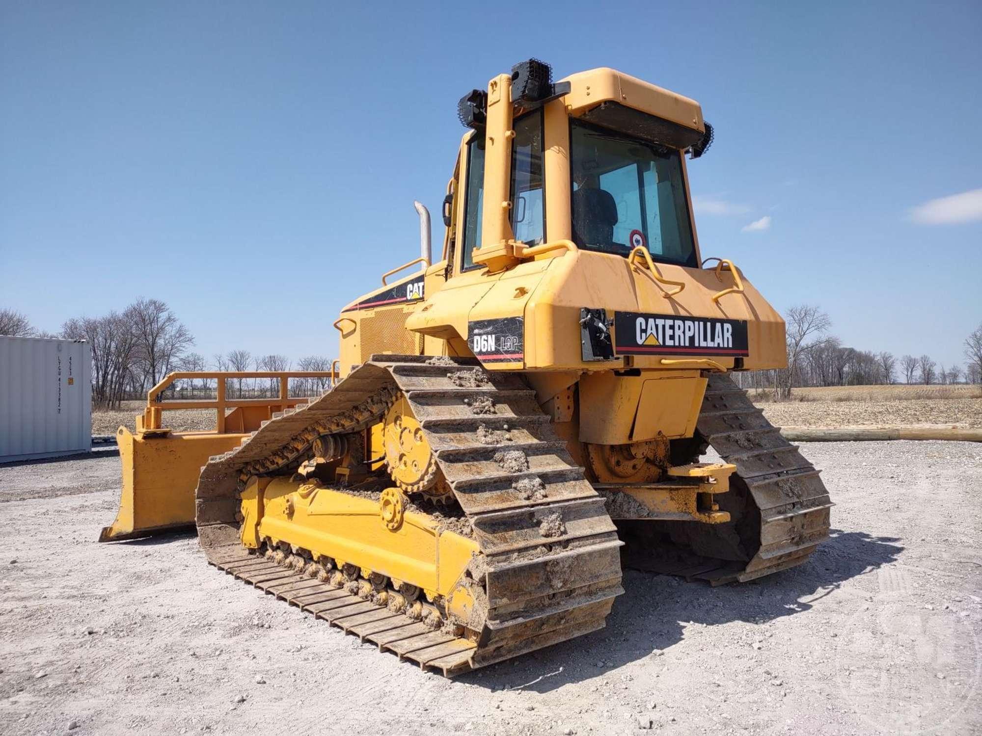 CATERPILLAR D6 CRAWLER TRACTOR SN: ALY03108