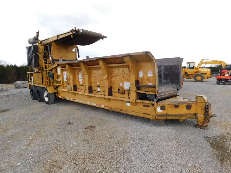 2002 BANDIT BEAST TRI-AXLE HORIZONTAL GRINDER