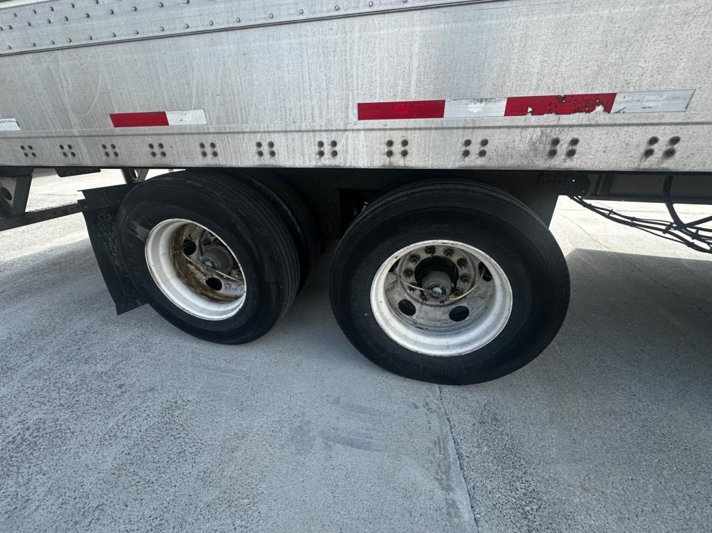 2015 WABASH DURAPLATE TANDEM AXLE VAN TRAILER