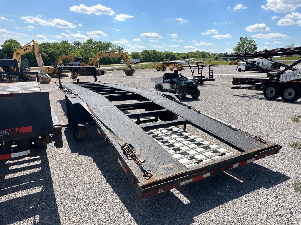 2015 KAUFMAN 35' TANDEM AXLE CAR HAULER