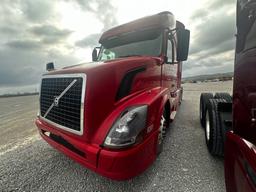 2016 VOLVO VHD TANDEM AXLE TRUCK TRACTOR