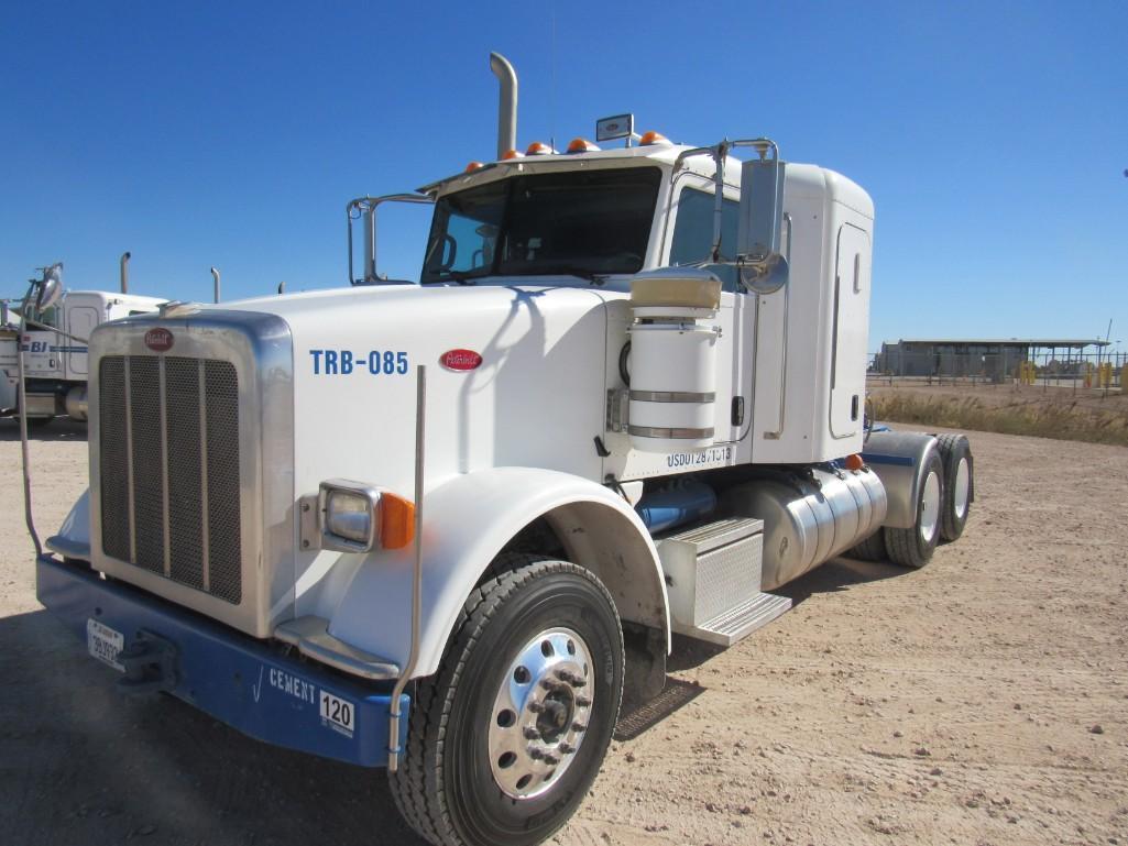 2012 Peterbilt 367 T/A Sleeper Compressor Truck Road Tractor (Unit #TRB-085)