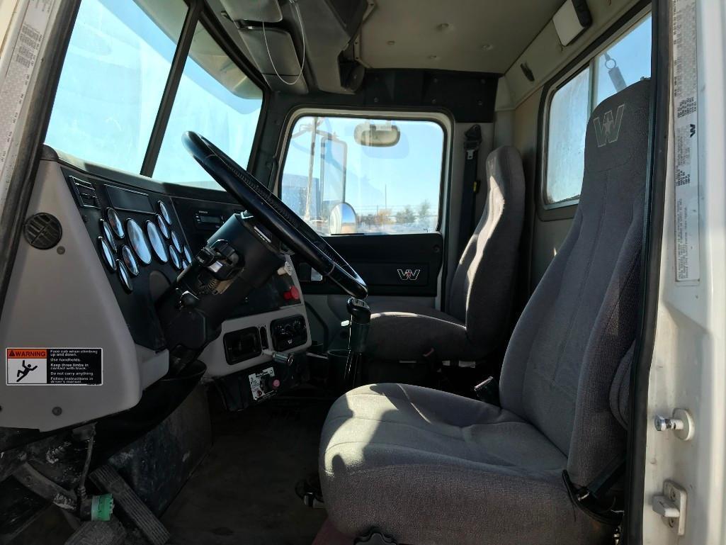 2013 Western Star 4900SF T/A Sleeper Truck Road Tractor (Unit #TRB-003) (INOPERABLE)