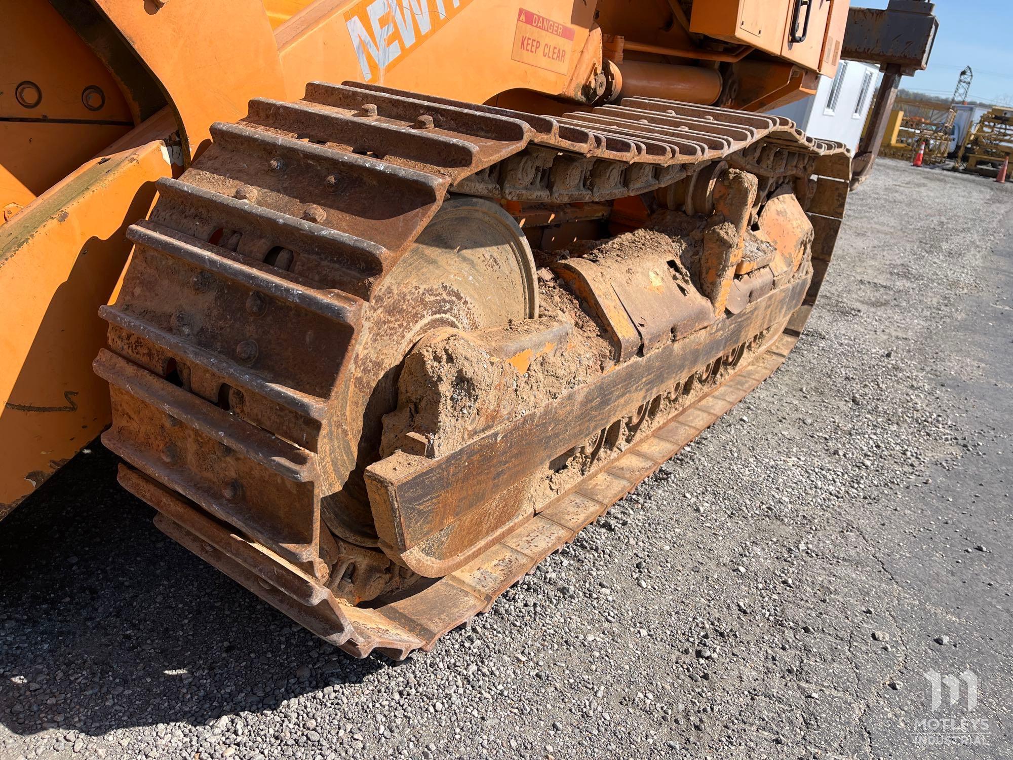 New Holland CL145 Crawler Loader