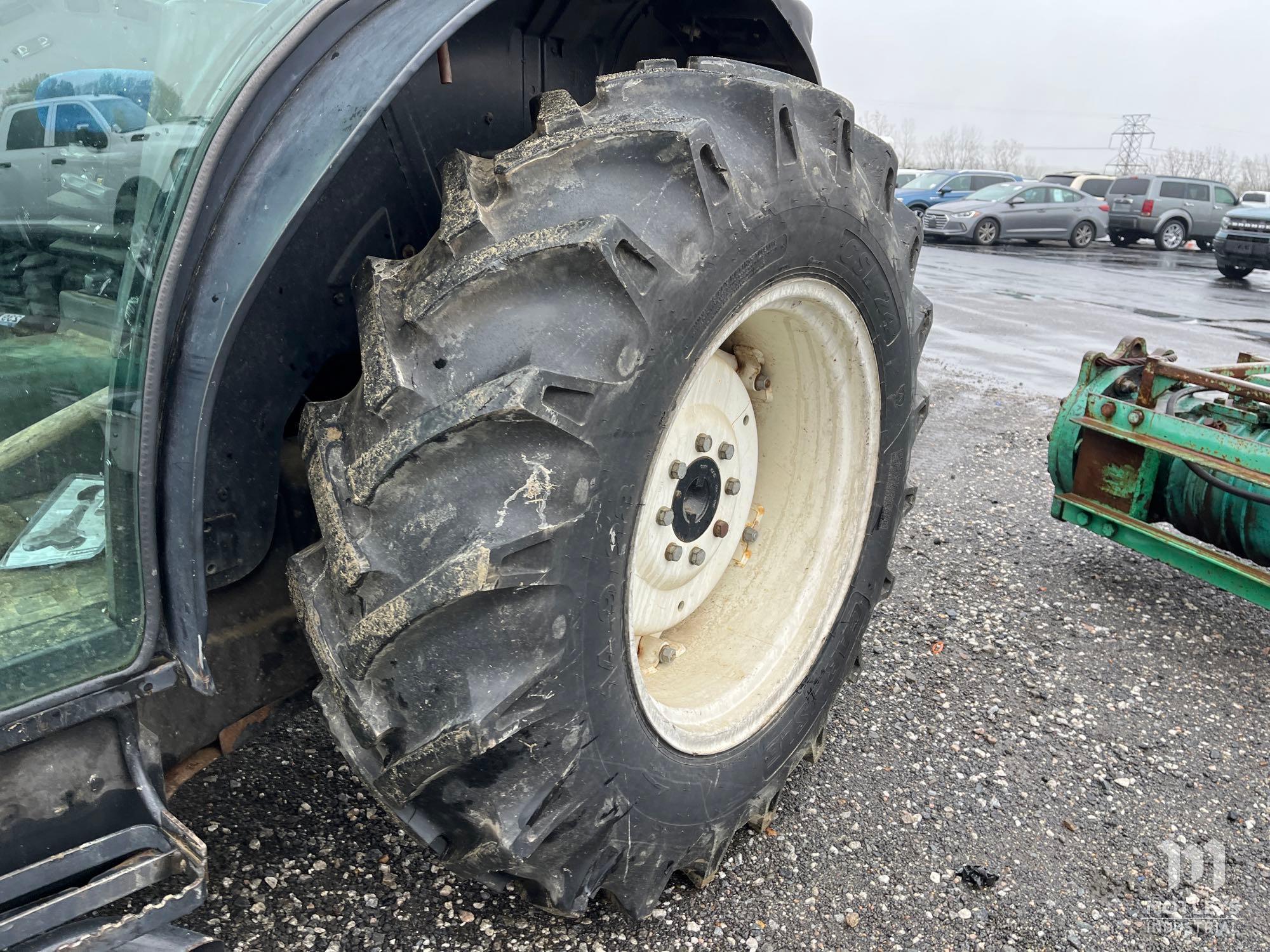 2005 New Holland Tractor