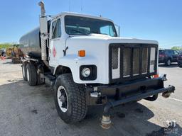 1986 International F2674 Water Truck