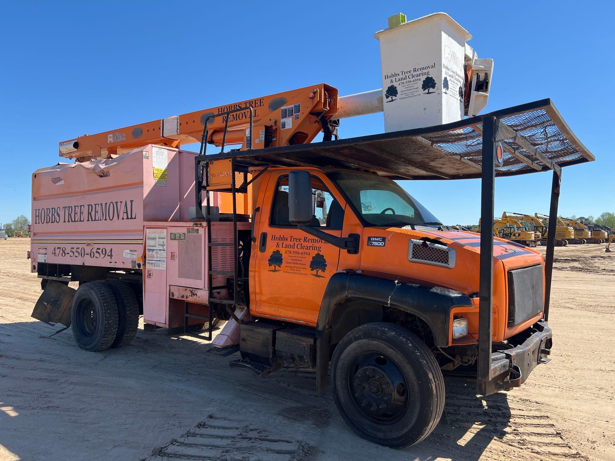 2008 GMC C7500 S/A CHIP TRUCK