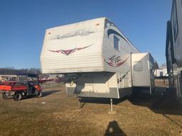 2009 Salem 5th Wheel Camper / Toy Hauler