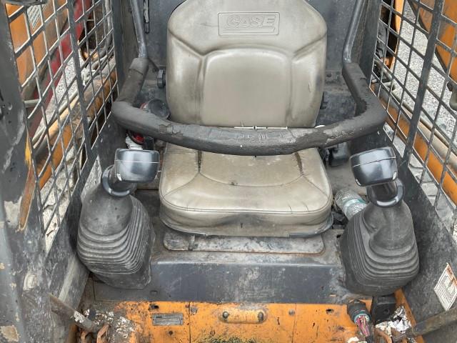 **AS IS **2005 Case 440 Skid Steer