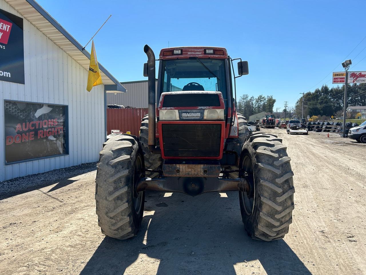 Case IH 7250 Magnum Tractor