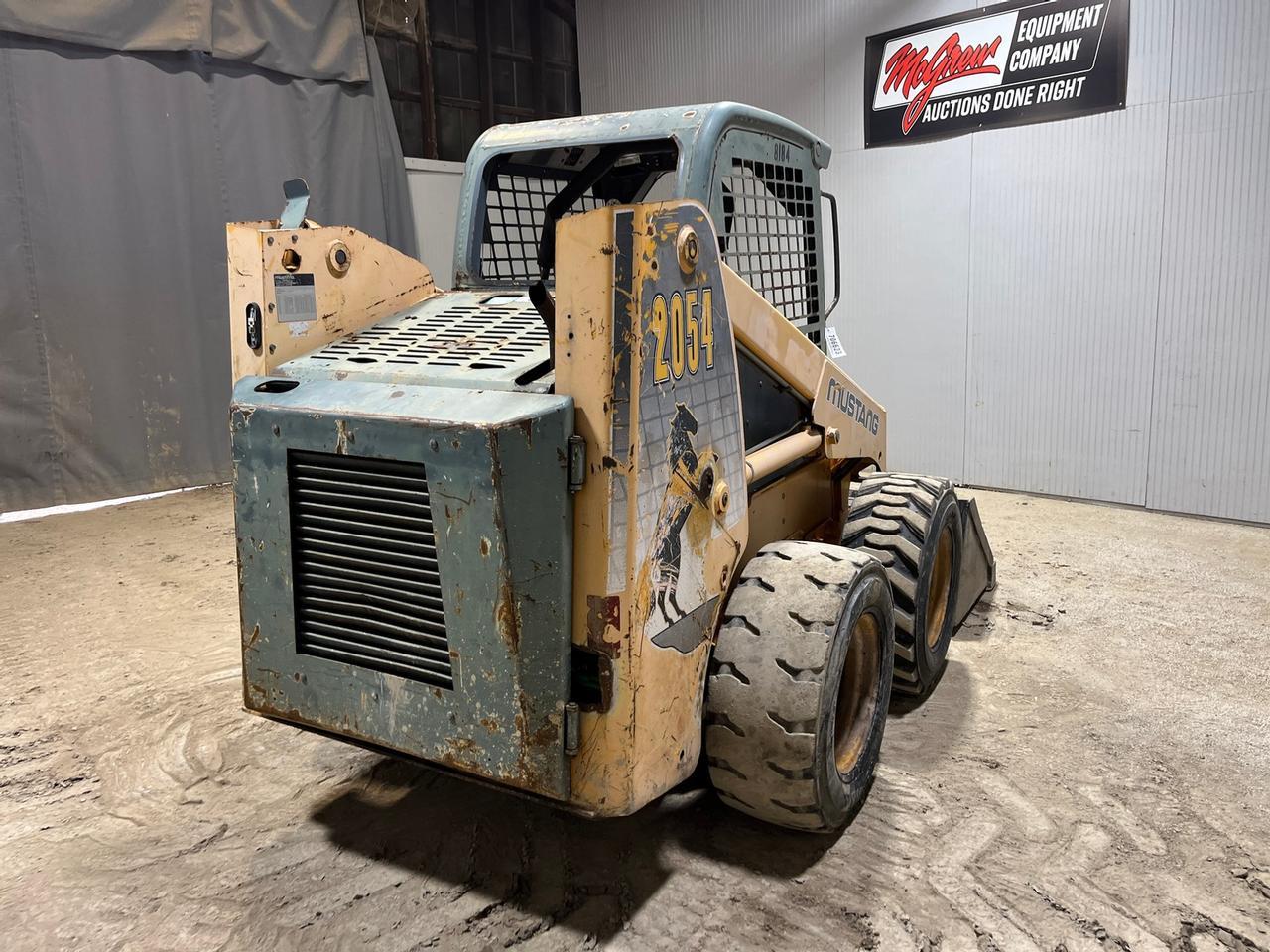 Mustang 2054 Skid Steer Loader