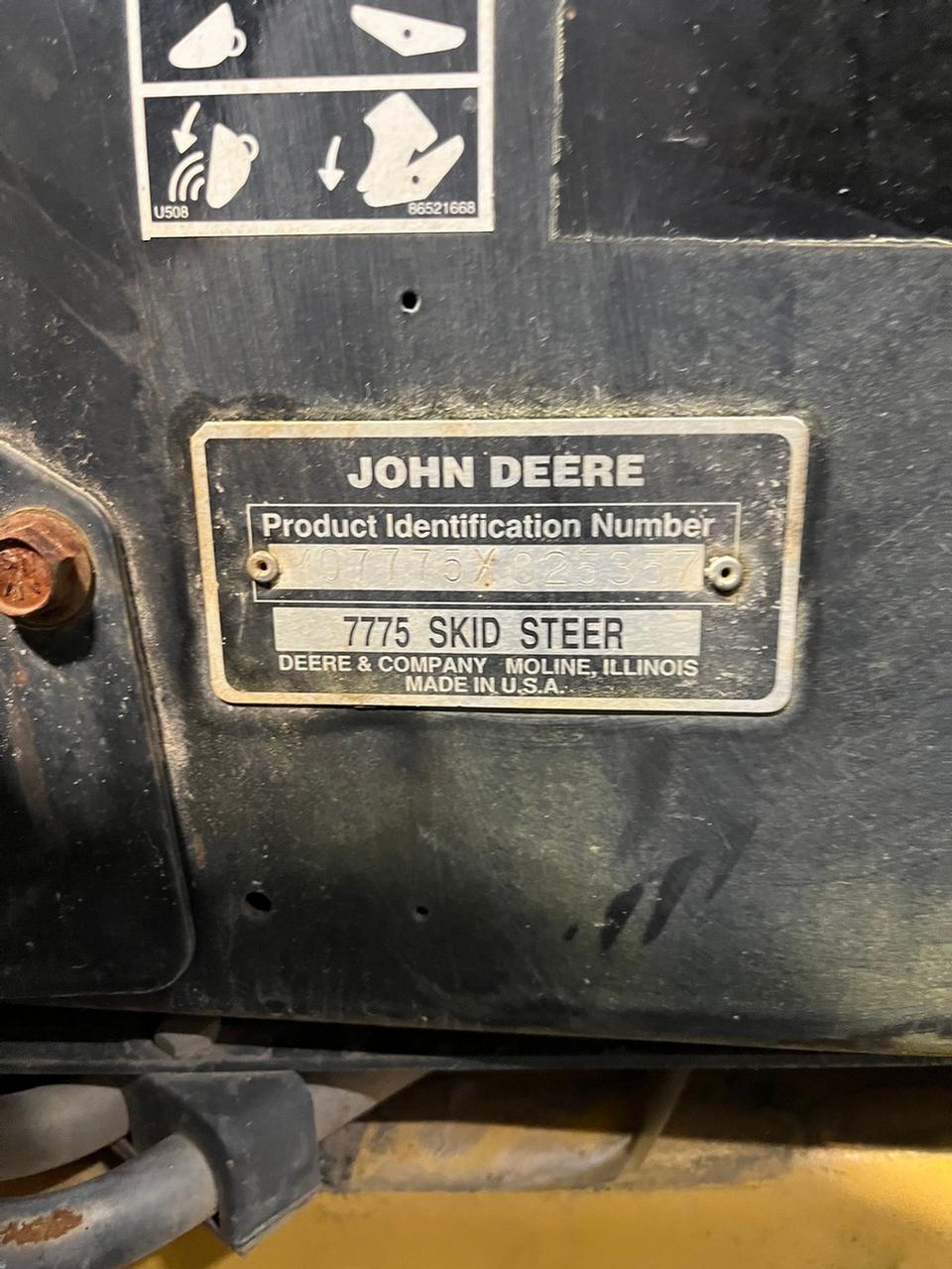 John Deere 7775 Skid Steer Loader