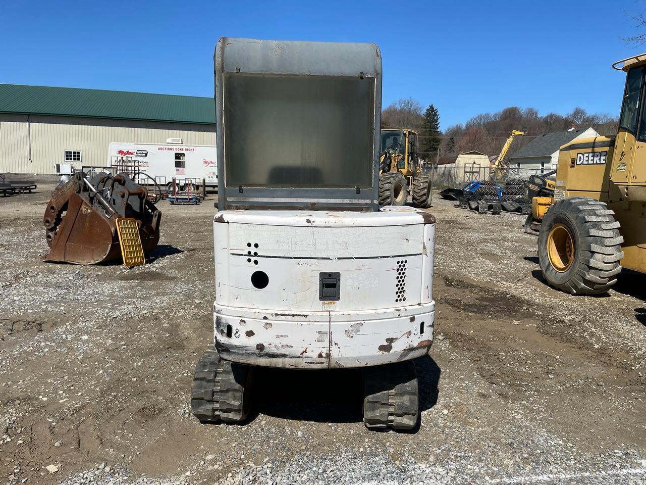 Bobcat 325 Mini Excavator