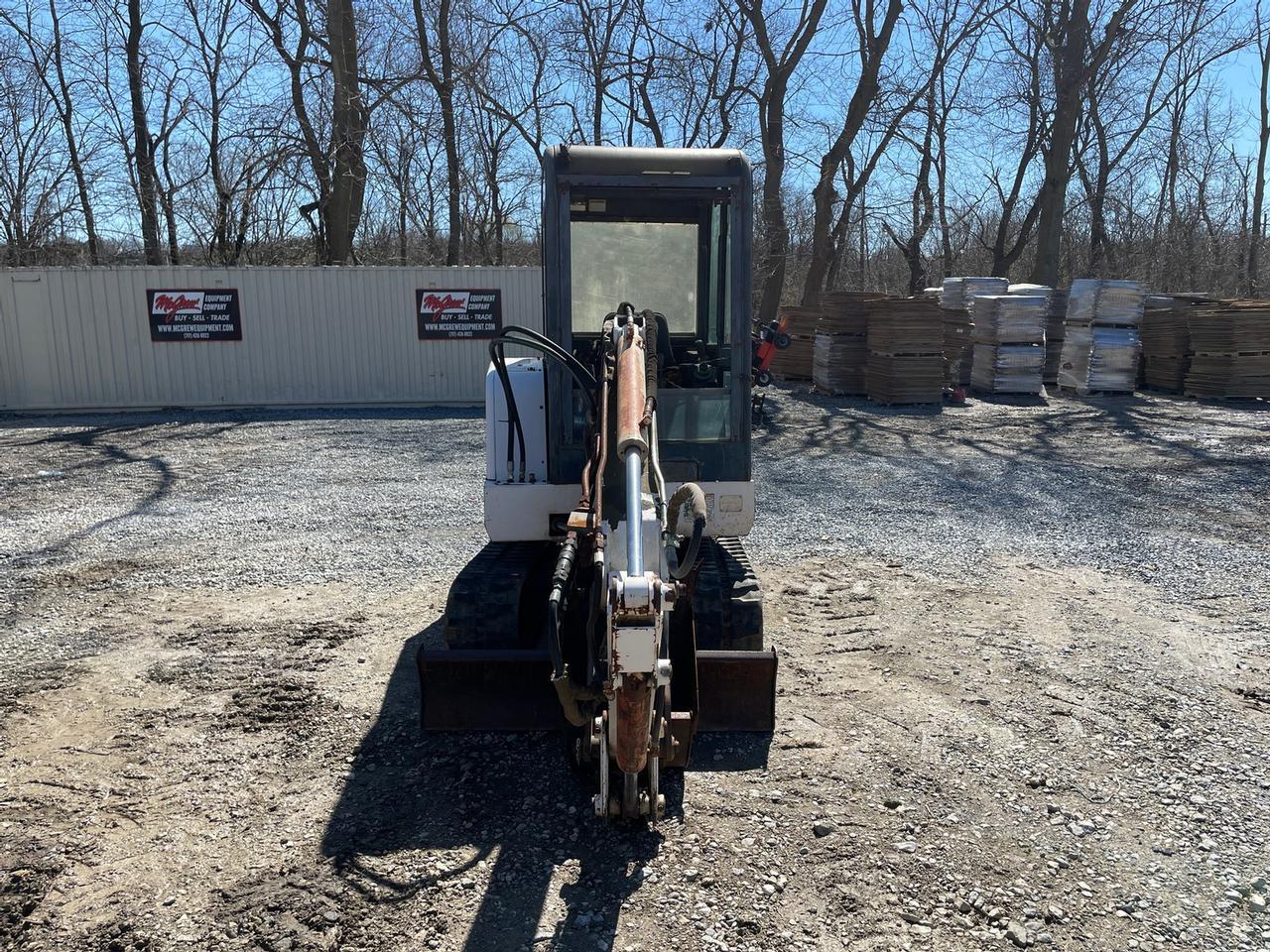 Bobcat 325 Mini Excavator