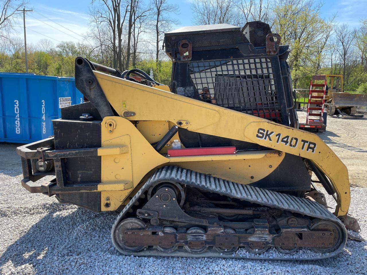 Super Track SK140RT Skid Steer Loader