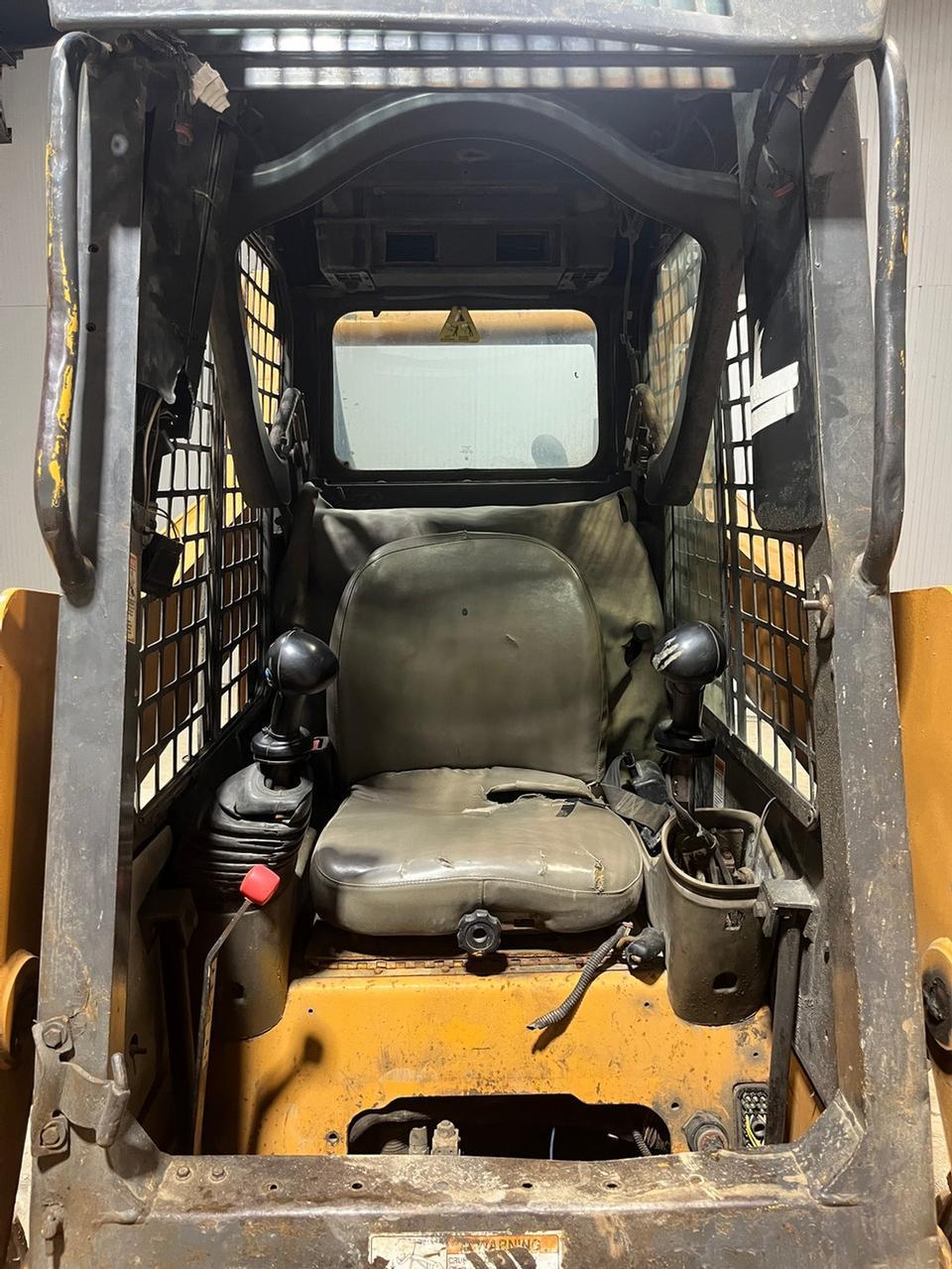 Case 465 Series 3 Skid Steer Loader