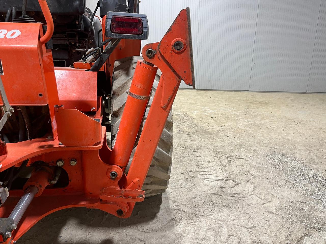 Kubota B26 Compact Tractor Loader Backhoe