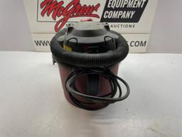 Craftsman 2.5 Gal Shop Vac