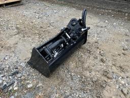 Lanty 24" Mini Excavator Tilt Bucket