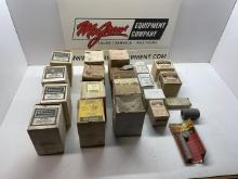 Lot of Oil/Gas Heating Controls