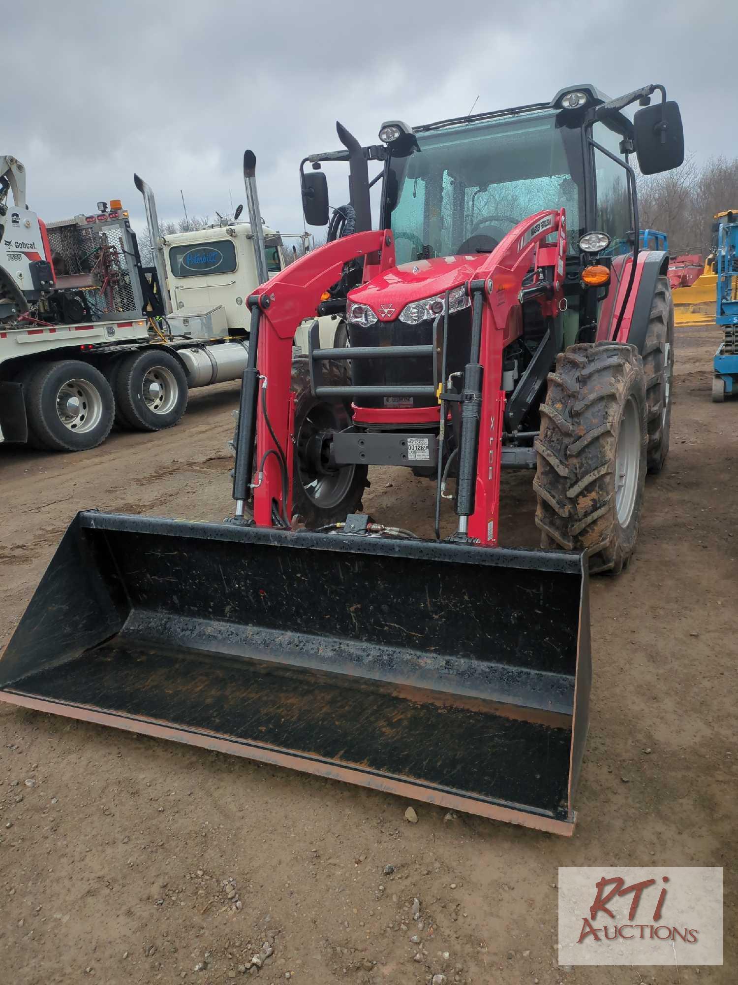 Massey Ferguson 4707 tractor, loader, bucket, cab, 3pt hitch, PTO, draw bar, 2 remotes, heat, A/C,