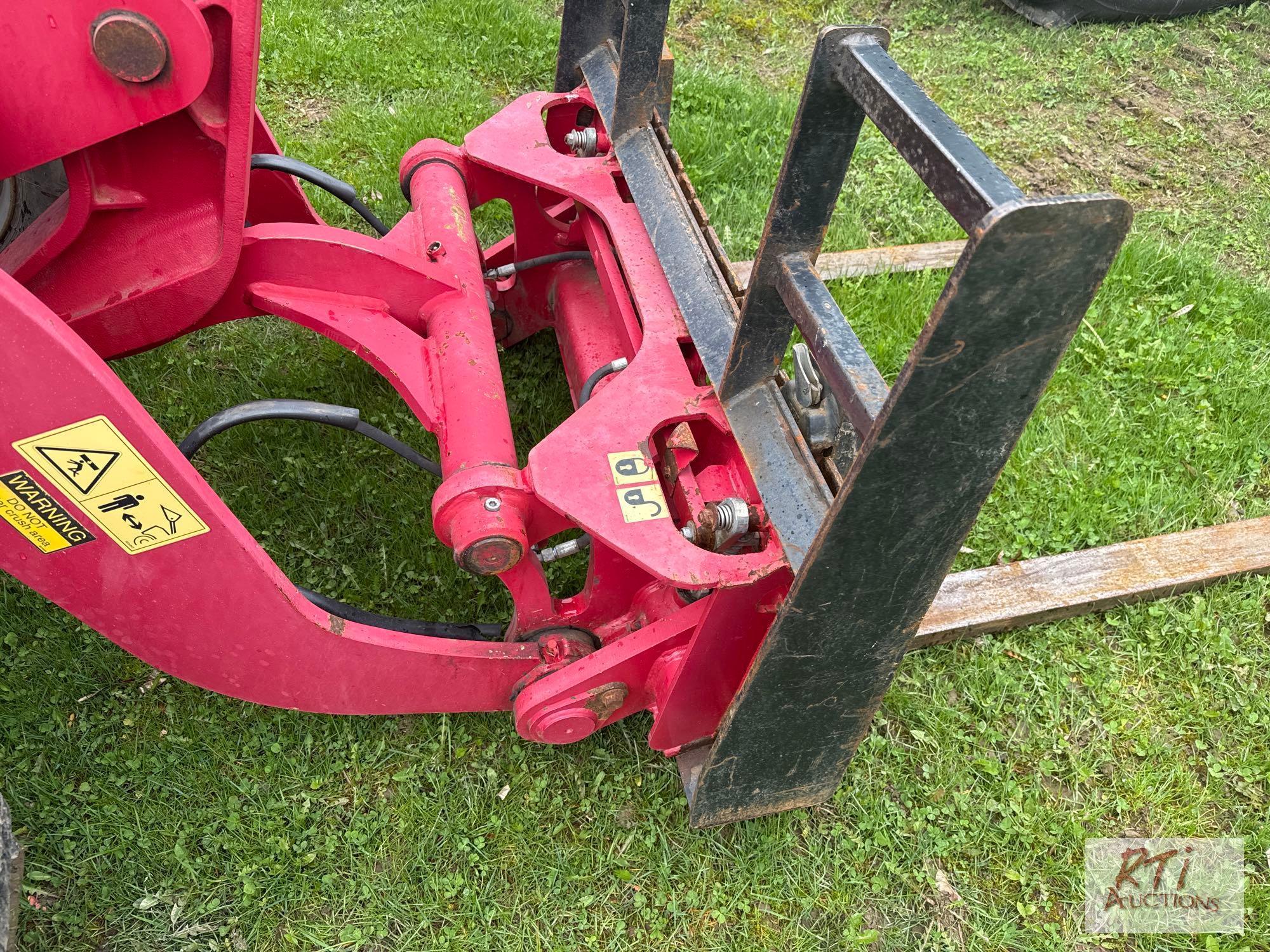 Takeuchi TW60 series 2 mini wheel loader, hydraulic quick coupler, 48in forks, cab, heat, A/C, 640