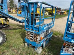 Genie 1930 electric scissor lift