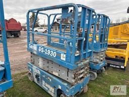 Genie 1930 electric scissor lift