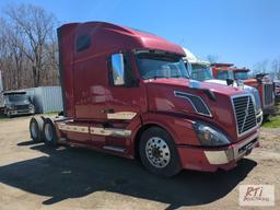 2012 Volvo tandem truck tractor with high sleeper, Cummins 550hp, 13 speed, good tires, very clean,