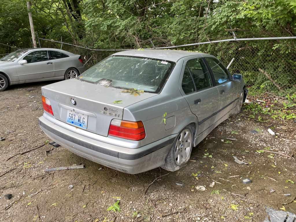 1997 BMW 328I Tow#  98952