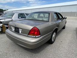 2001 FORD CROWN VIC