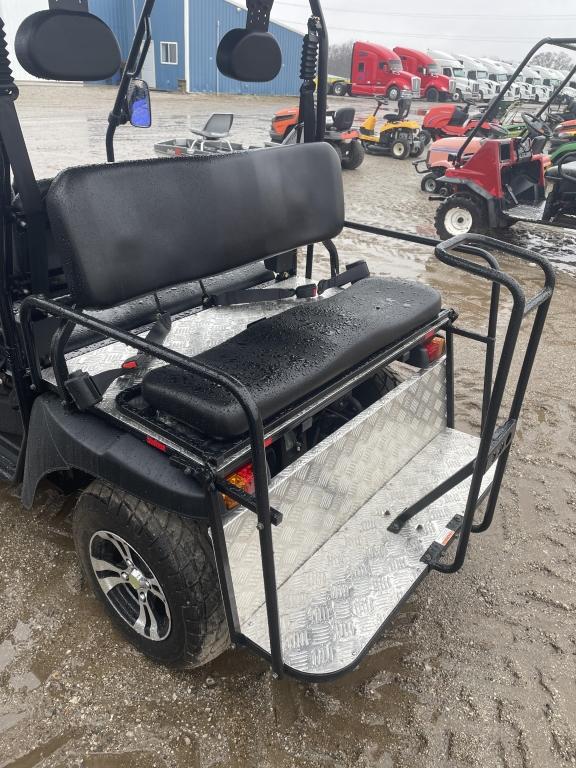 2023 Cazador XY200U Golf Cart