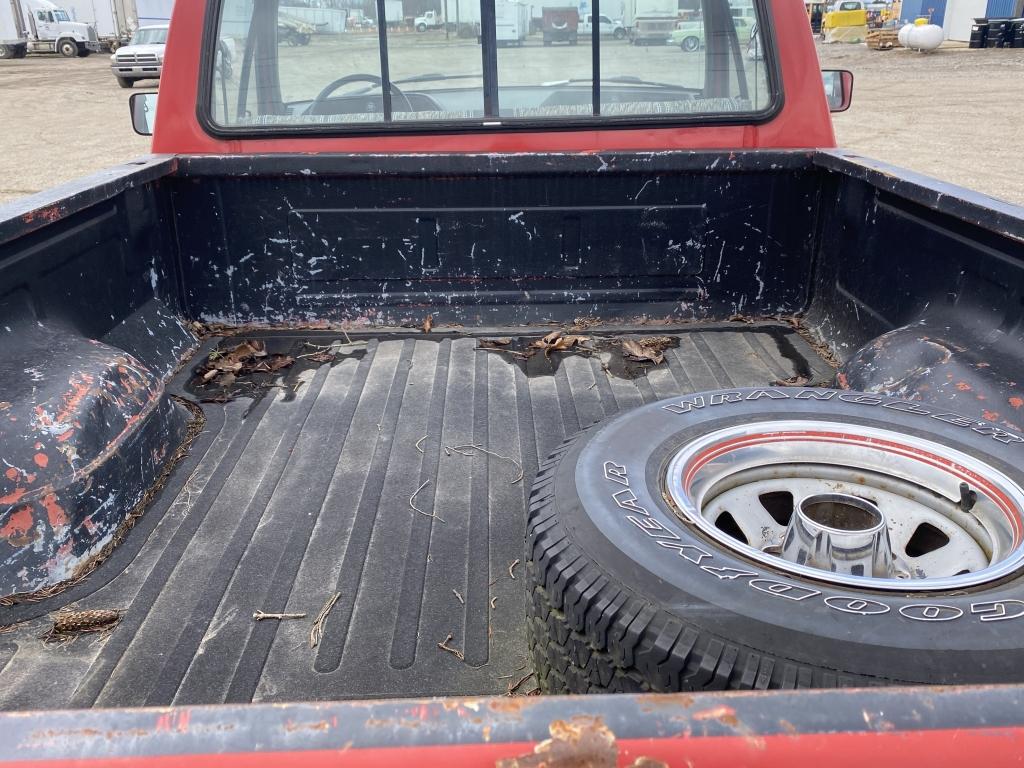 1987 Ford F-150 4x4 Truck