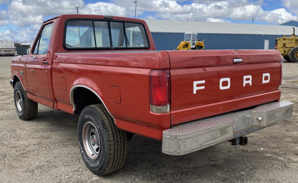 1987 Ford F-150 4x4 Truck