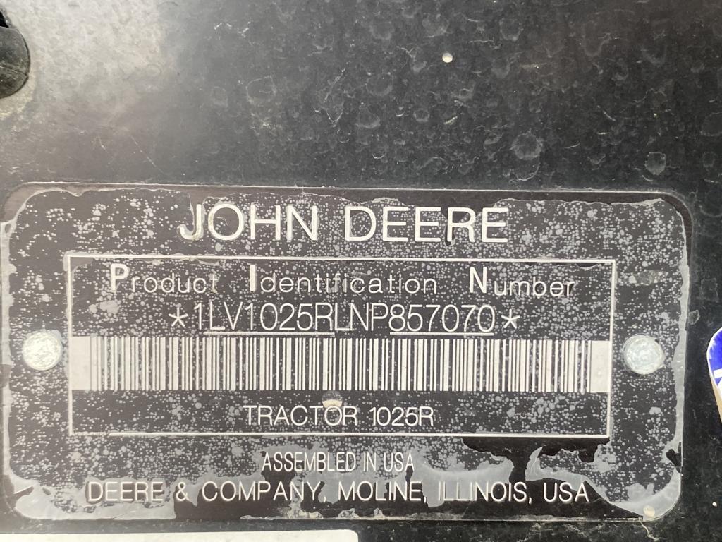 2022 John Deere 1025R Loader Tractor