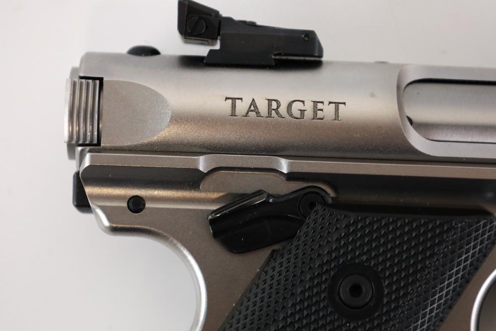 Ruger Mark IV Target .22 LR Semi Auto Pisol w Case