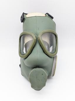 Vintage US Military M9A1 Side Filter Gas Mask