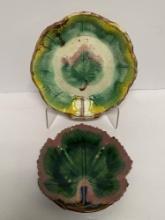 PAIR OF MAJOLICA PLATES