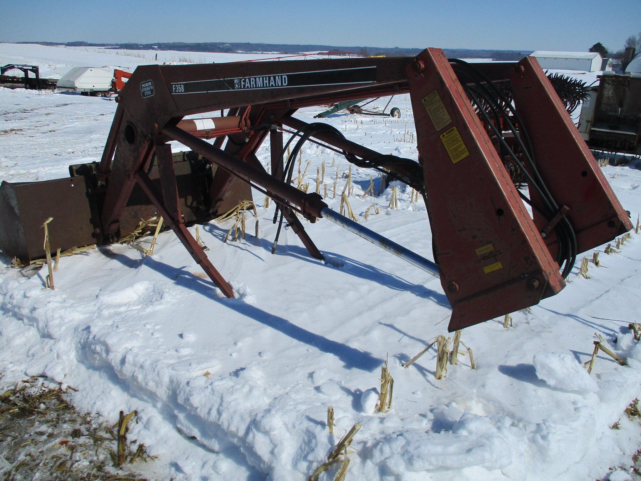 Farm Hand F358 Hyd loader